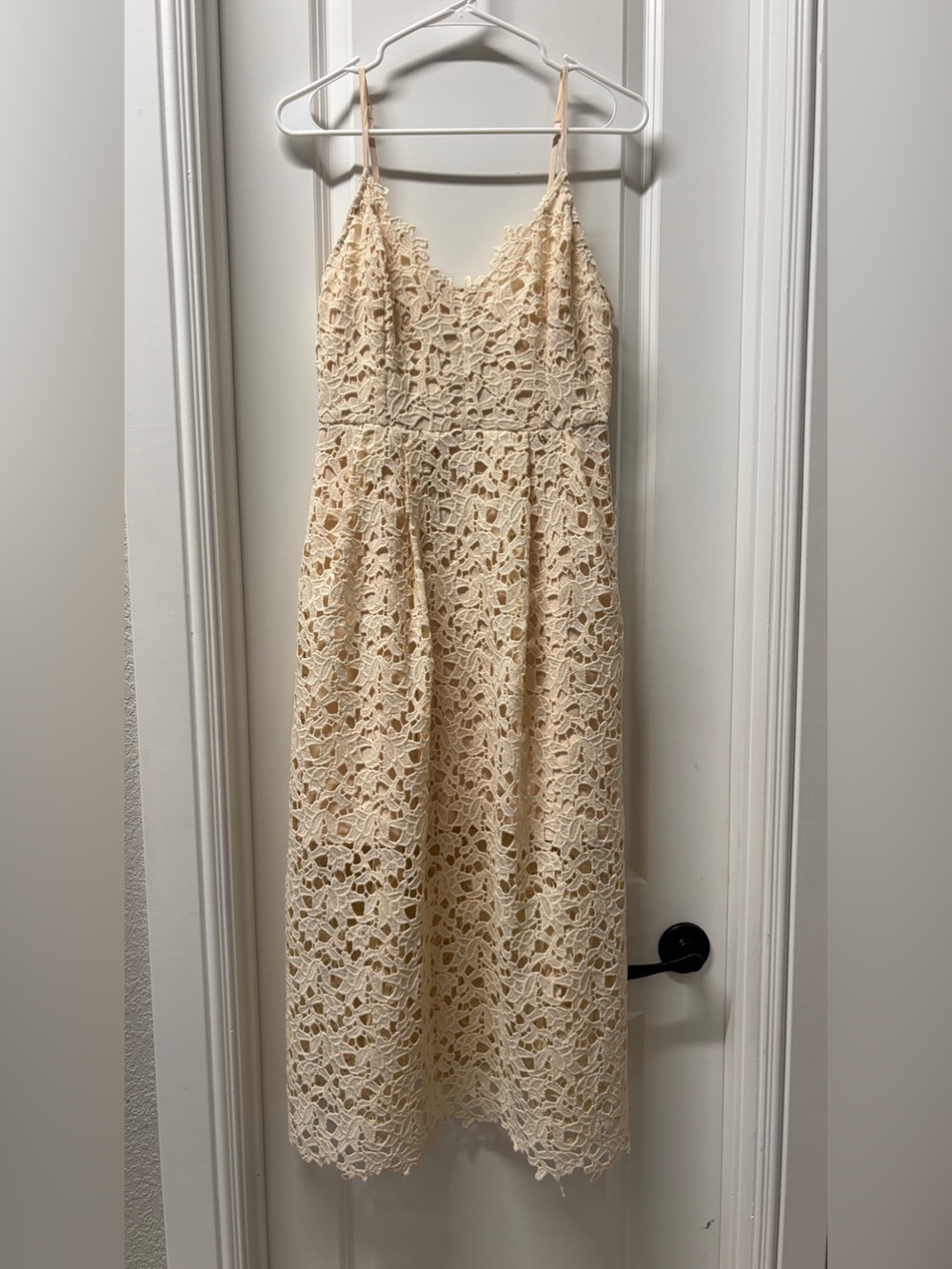 Astr Cream Lace Crochet Spaghetti Strap Midi Dress- Size L